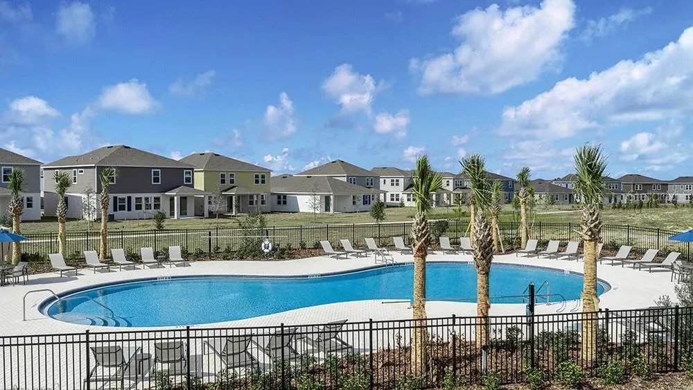 537 MOONSTONE COURT Groveland, FL 34736
