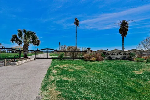 Camino Drive