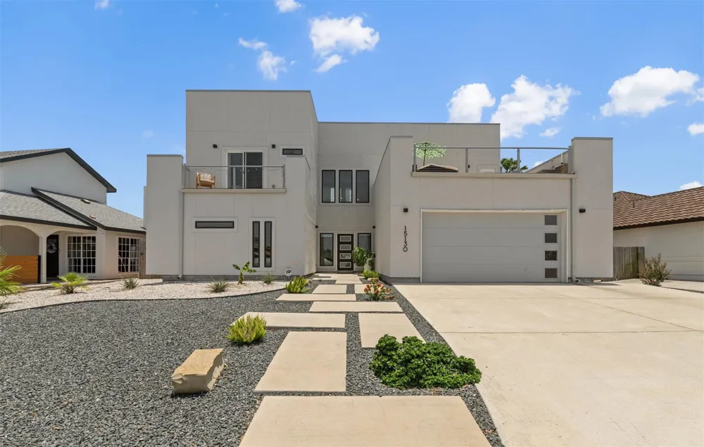 15130 Reales Drive Corpus Christi, TX 78418