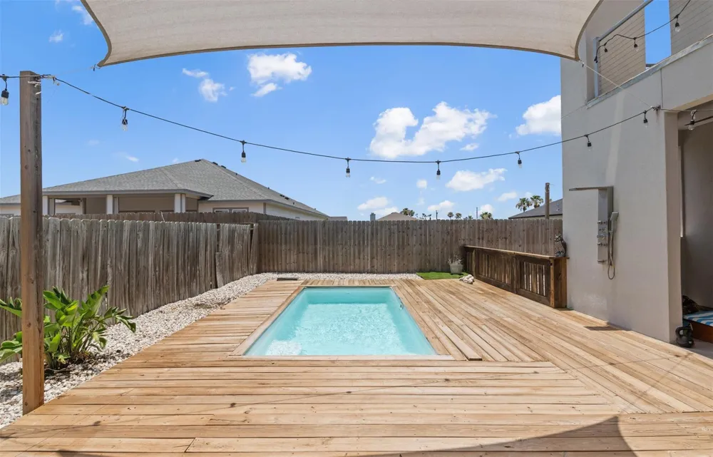 15130 Reales Drive Corpus Christi, TX 78418