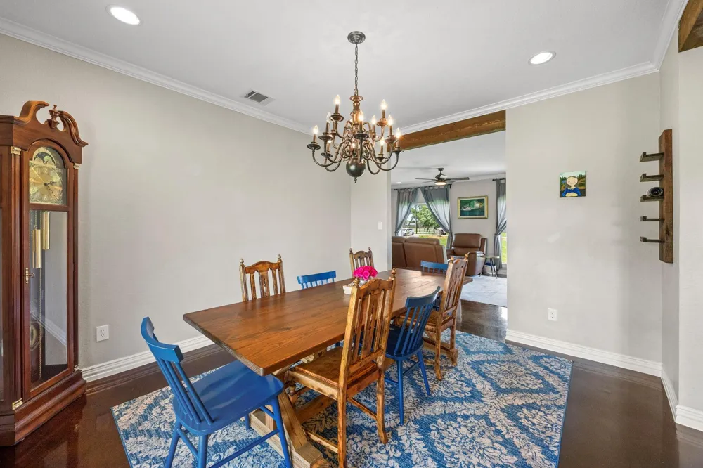 3355 Clayhead Road Richmond, TX 77406