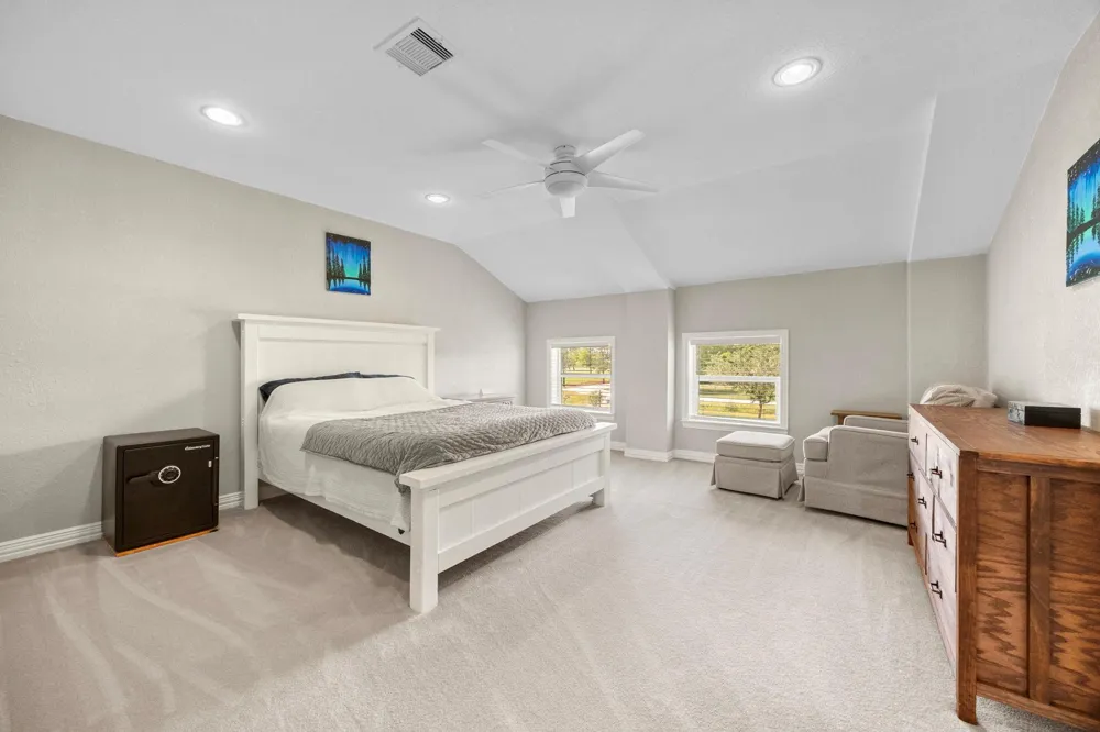 3355 Clayhead Road Richmond, TX 77406