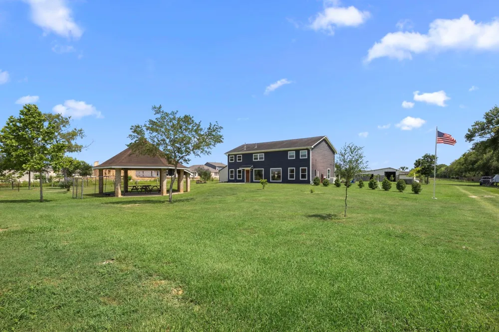 3355 Clayhead Road Richmond, TX 77406