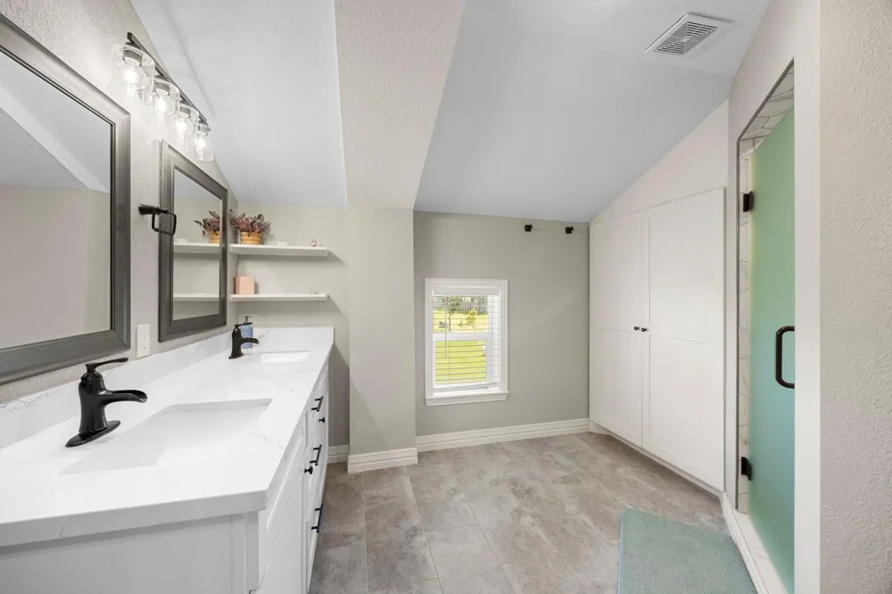 3355 Clayhead Road Richmond, TX 77406