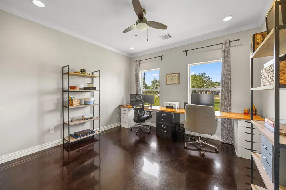 3355 Clayhead Road Richmond, TX 77406
