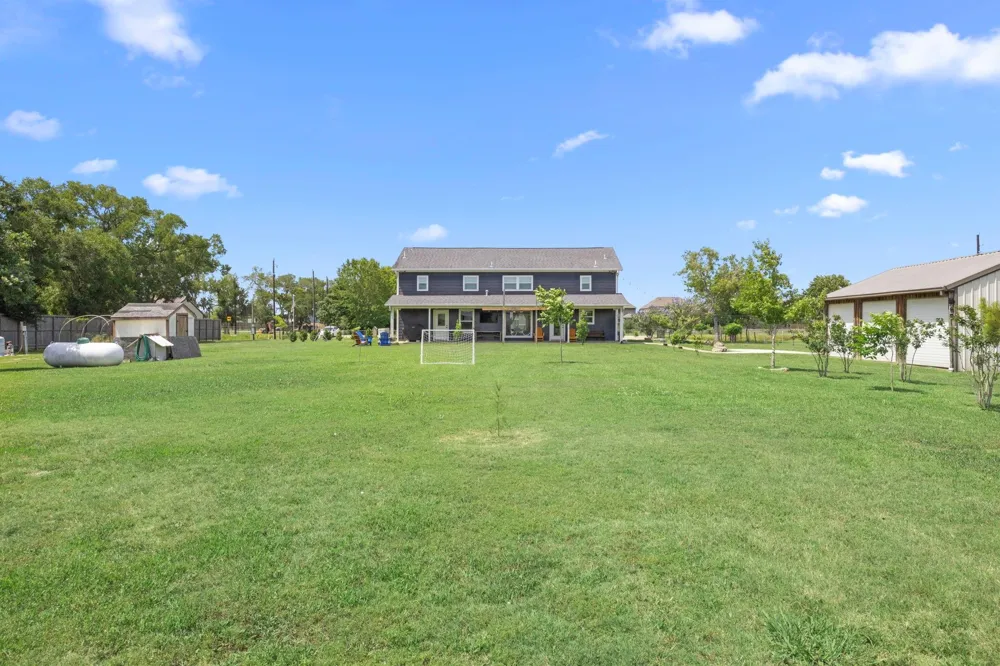 3355 Clayhead Road Richmond, TX 77406