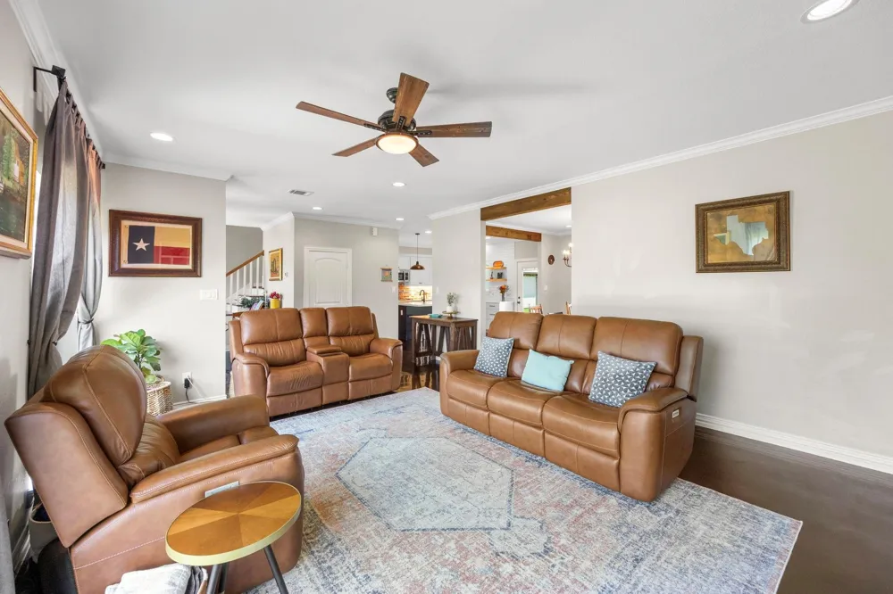 3355 Clayhead Road Richmond, TX 77406