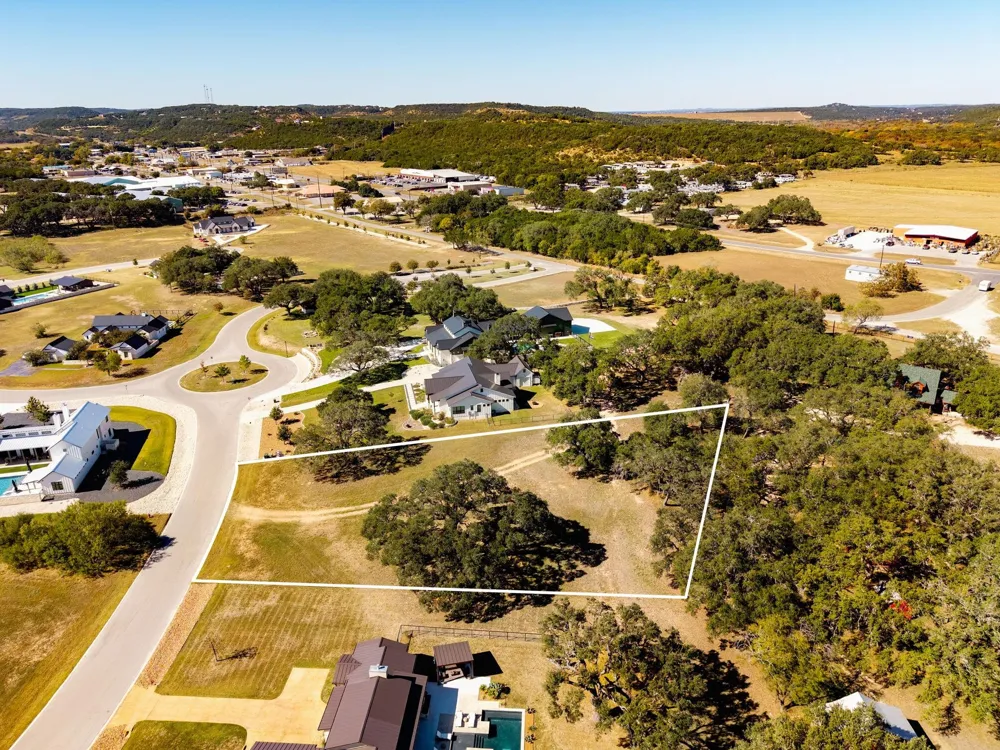 817 Bingham Lane Canyon Lake, TX 78132