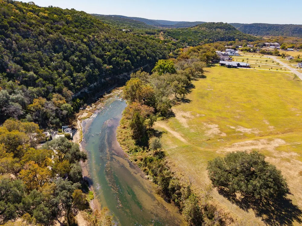 817 Bingham Lane Canyon Lake, TX 78132