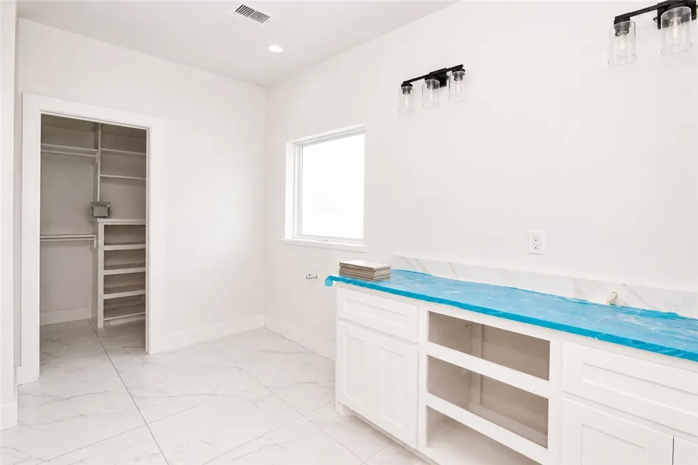 12822 Madalynn Drive Corpus Christi, TX 78410