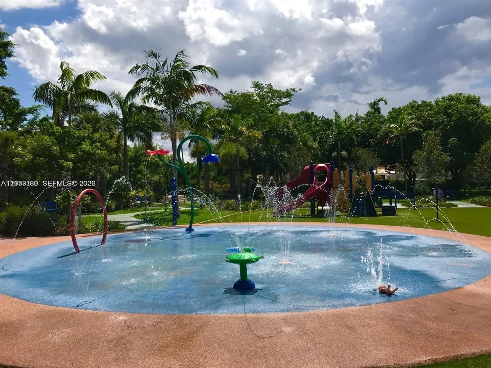 5758 NW 97th Pl Doral, FL 33178