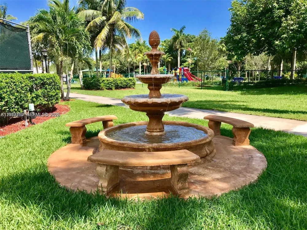 5758 NW 97th Pl Doral, FL 33178