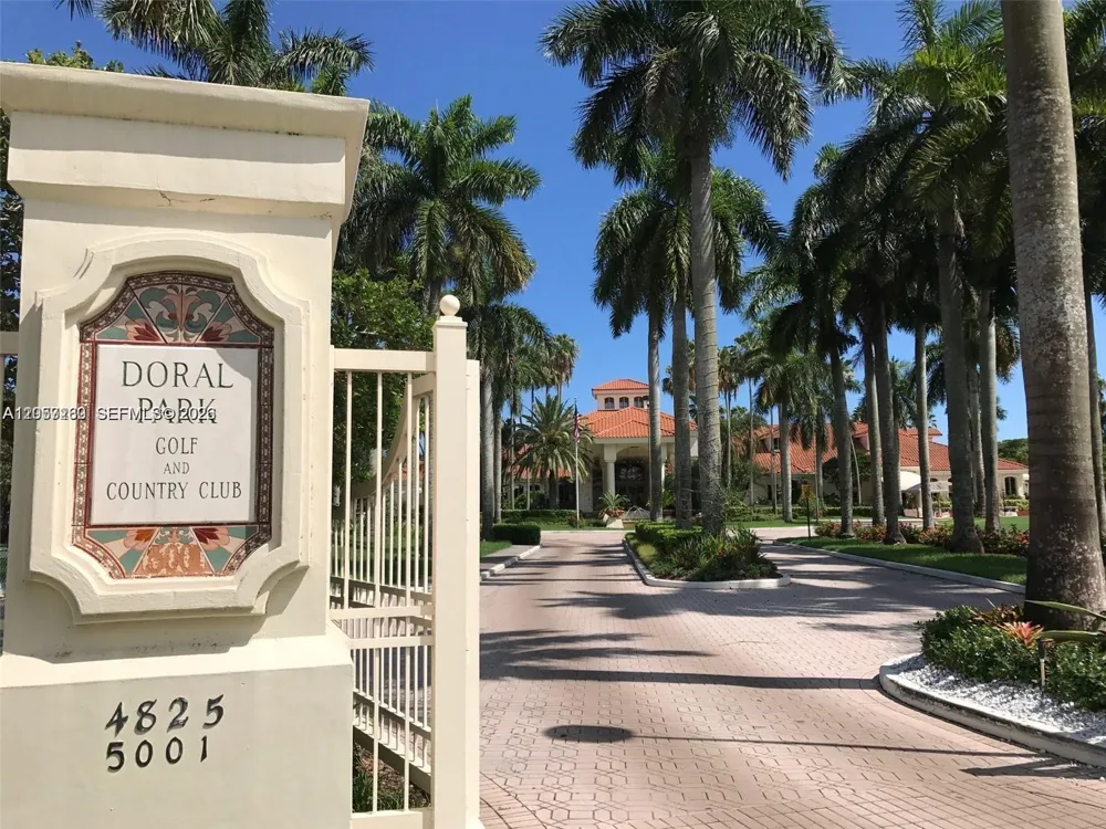 5758 NW 97th Pl Doral, FL 33178