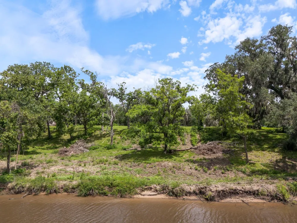 4610 Fm 522 Road Brazoria, TX 77422