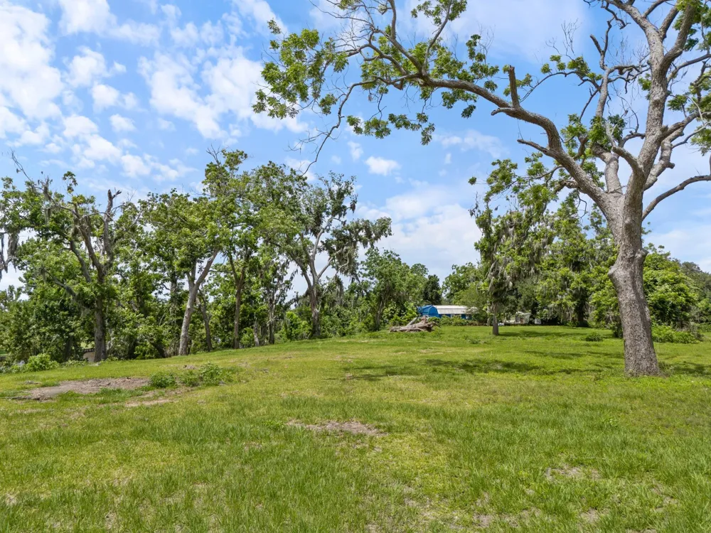 4610 Fm 522 Road Brazoria, TX 77422