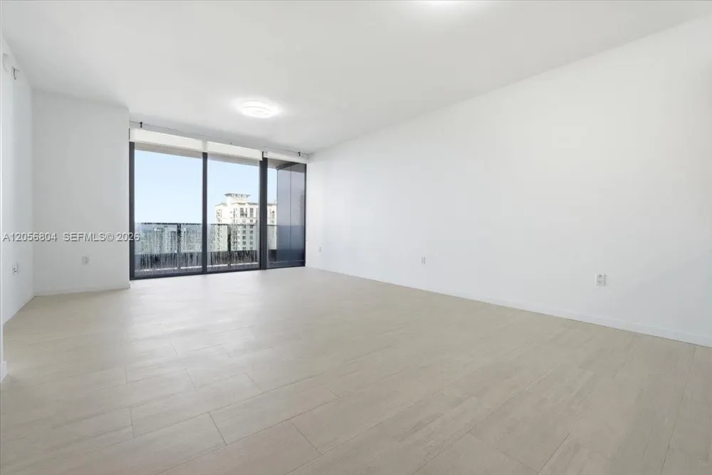 1000 Brickell Plz #3211 Miami, FL 33131