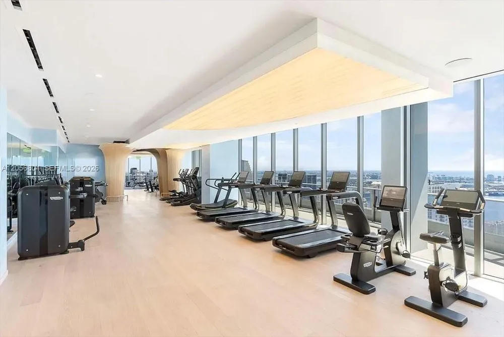 1000 Brickell Plz #3211 Miami, FL 33131