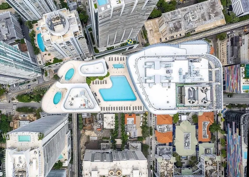 1000 Brickell Plz #3211 Miami, FL 33131