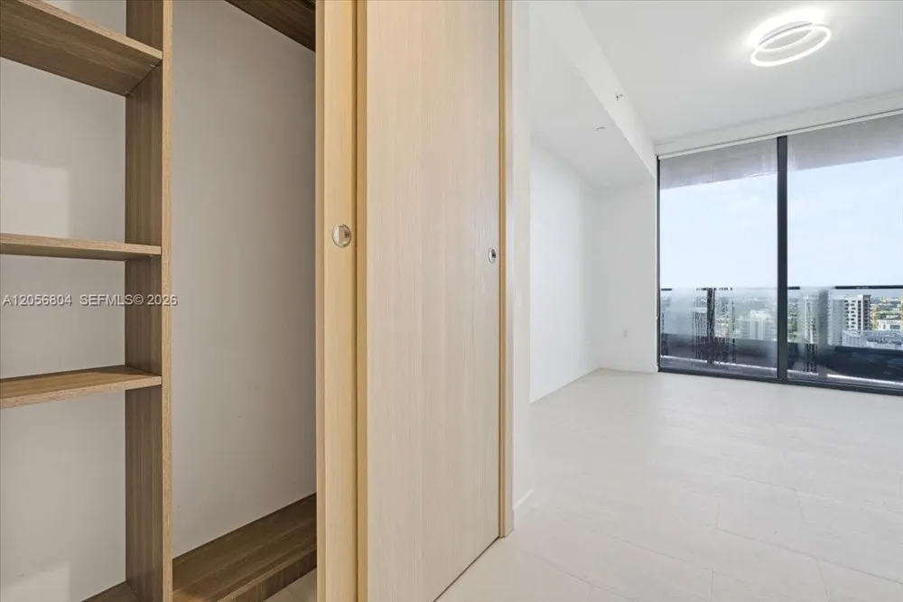 1000 Brickell Plz #3211 Miami, FL 33131