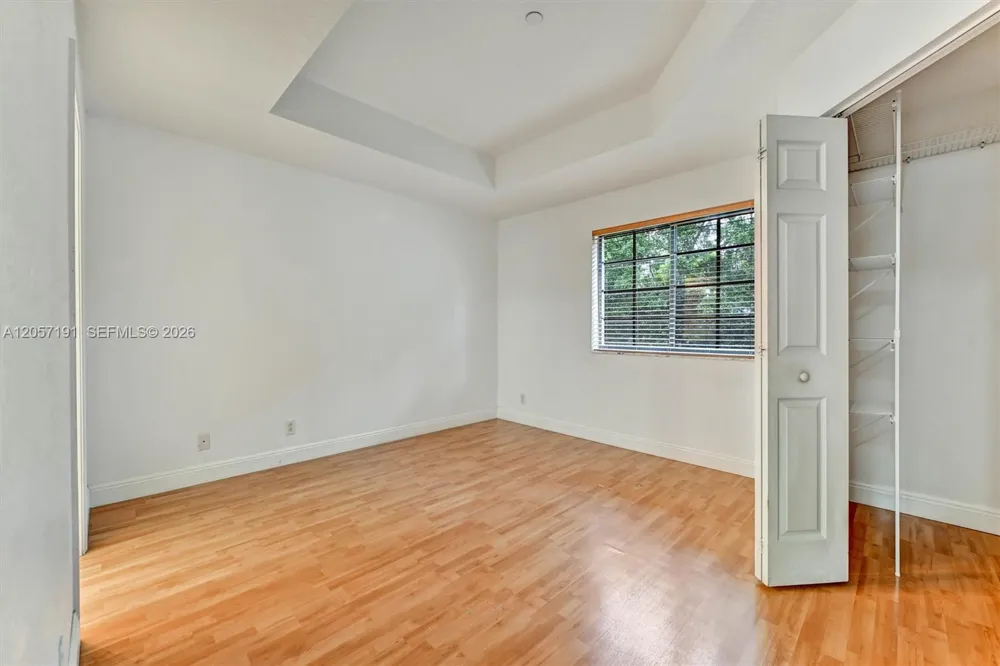 3897 Tree Top Dr Weston, FL 33332