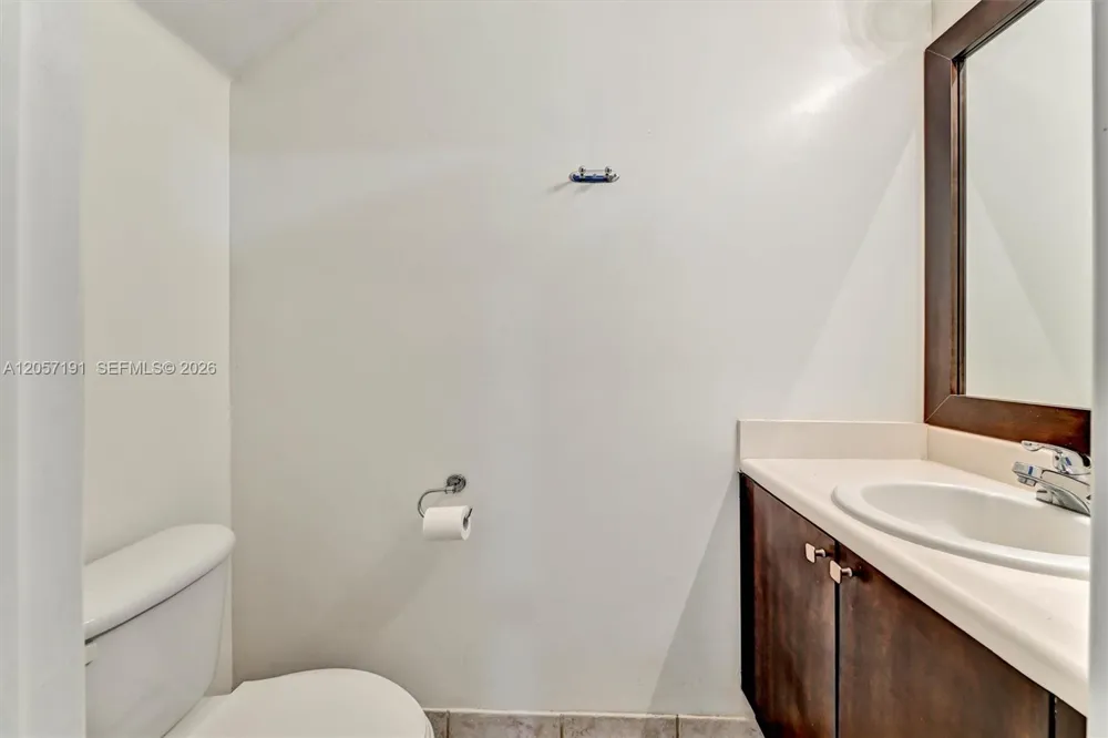 3897 Tree Top Dr Weston, FL 33332