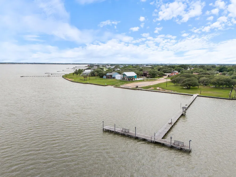 14 Calumet Drive Palacios, TX 77465