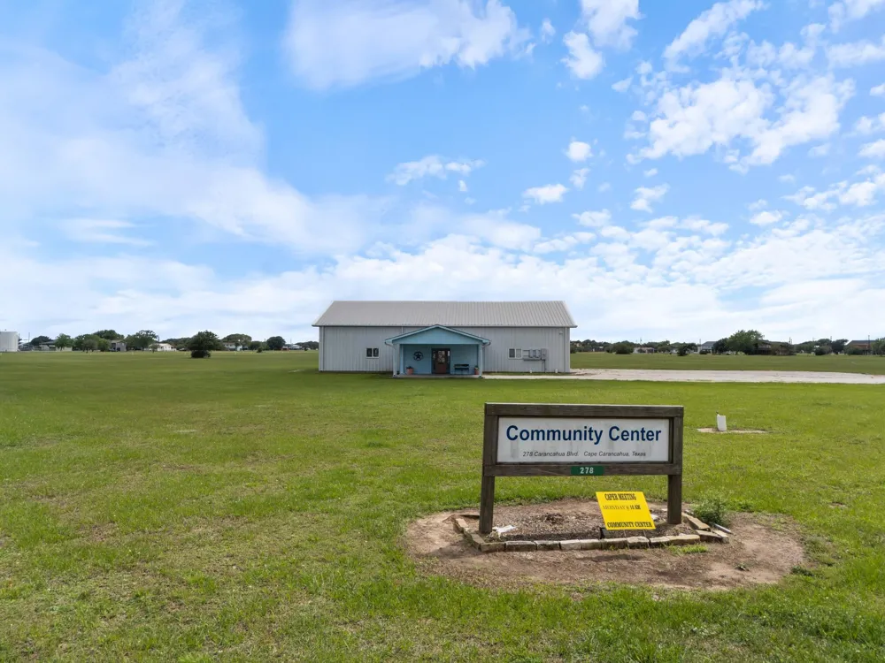14 Calumet Drive Palacios, TX 77465