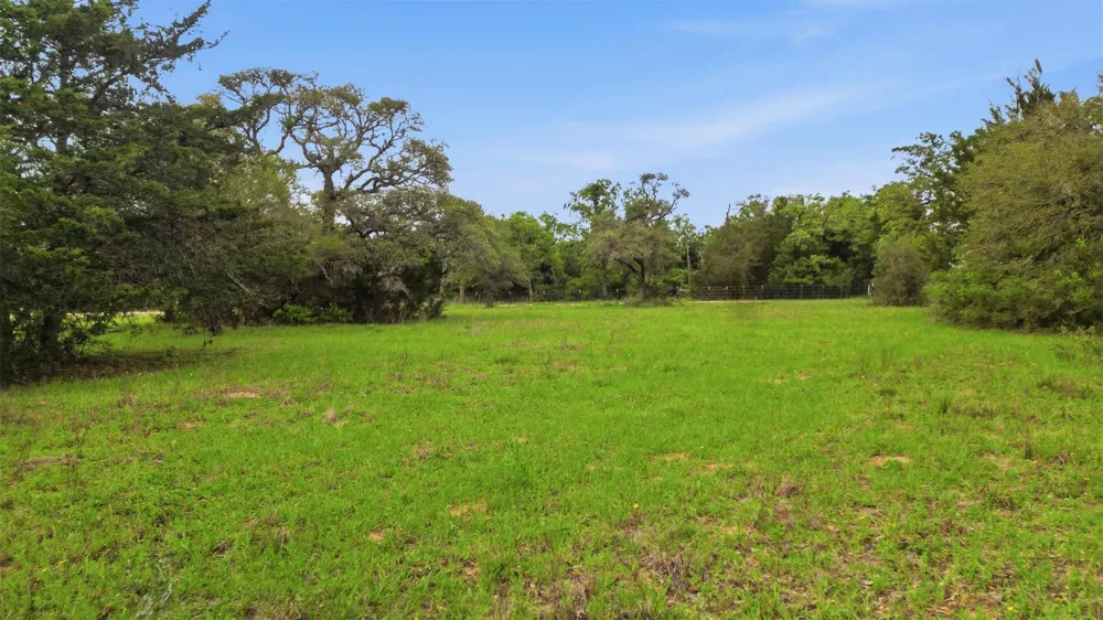 1165 Cr 213 Tract 3 Weimar, TX 78962