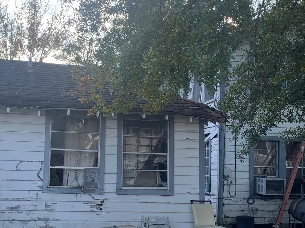 5215 Hardy Street Houston, TX 77009