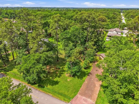21515 Briar Oak Drive