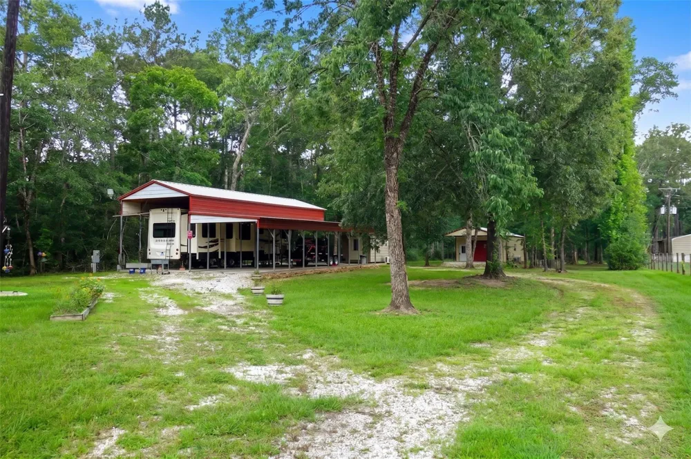 10792 Hwy 156 Coldspring, TX 77331