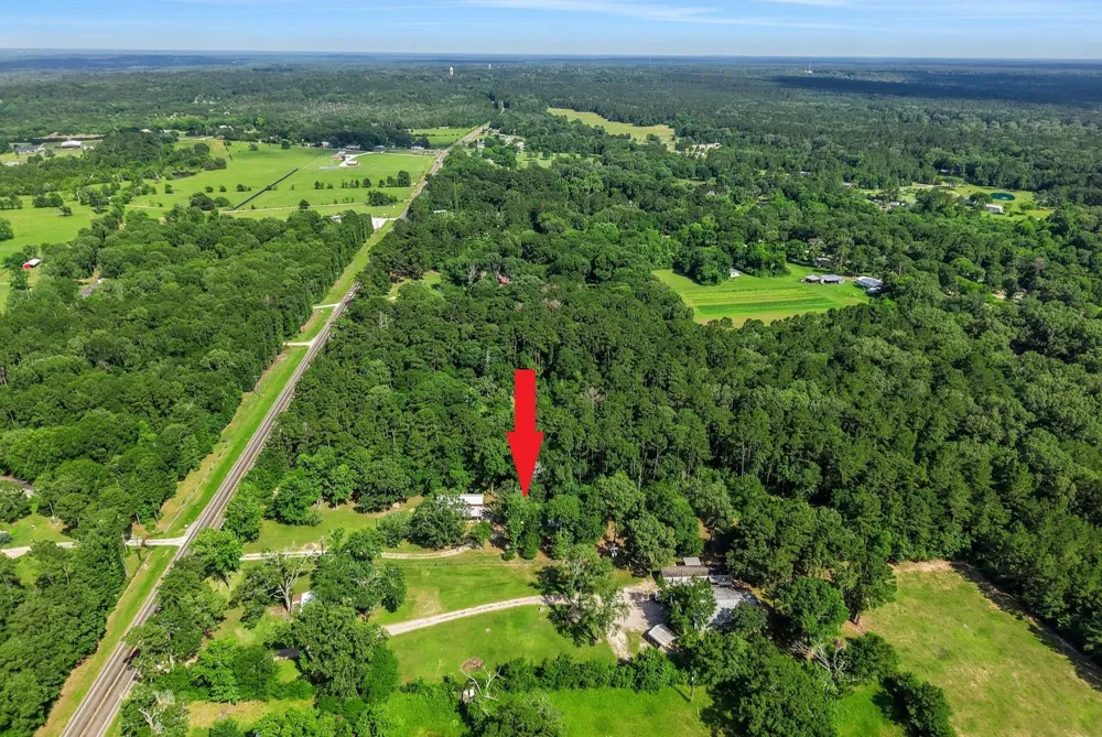 10792 Hwy 156 Coldspring, TX 77331