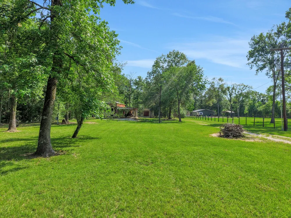 10792 Hwy 156 Coldspring, TX 77331