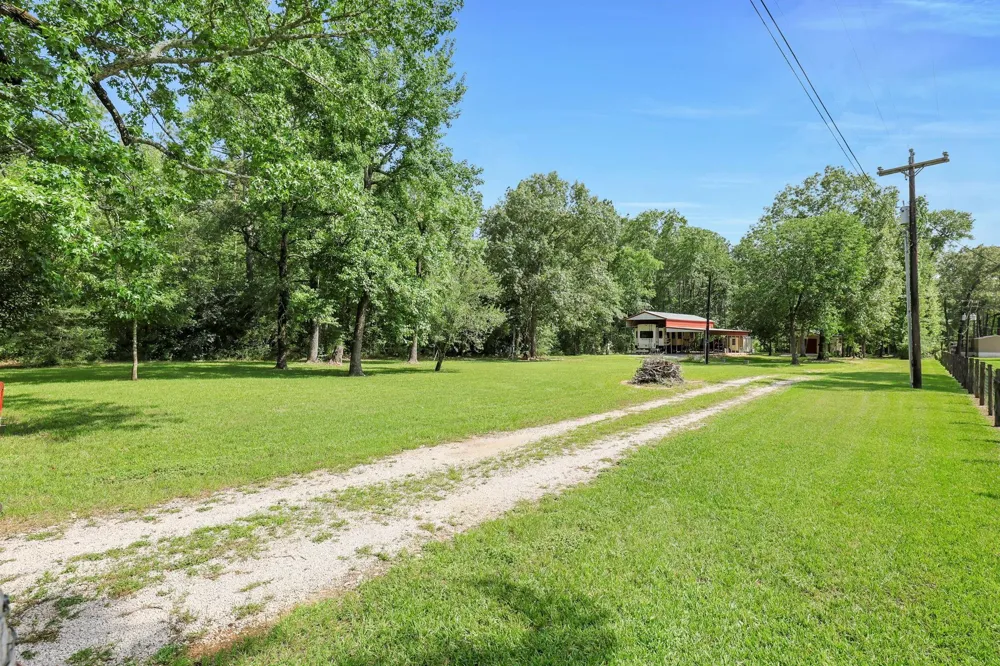 10792 Hwy 156 Coldspring, TX 77331