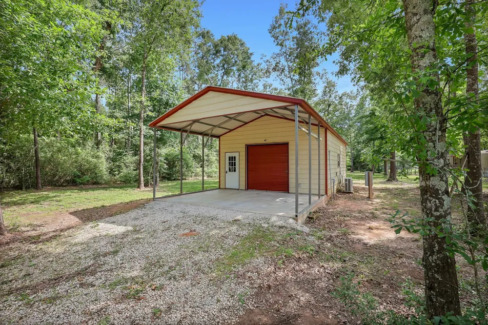 10792 Hwy 156 Coldspring, TX 77331