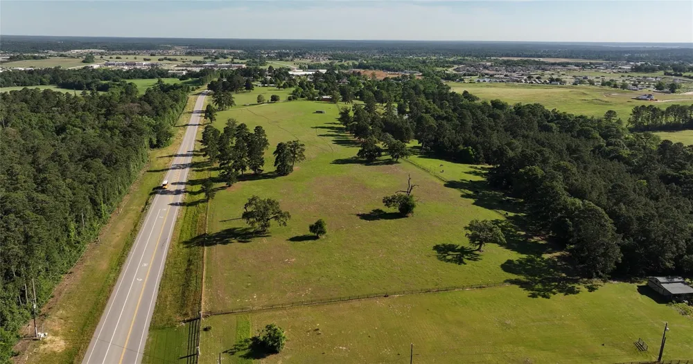 22720 Fm-2854 Montgomery, TX 77316
