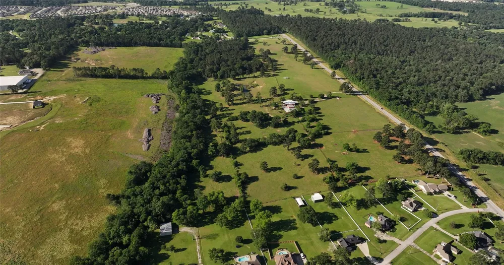 22720 Fm-2854 Montgomery, TX 77316
