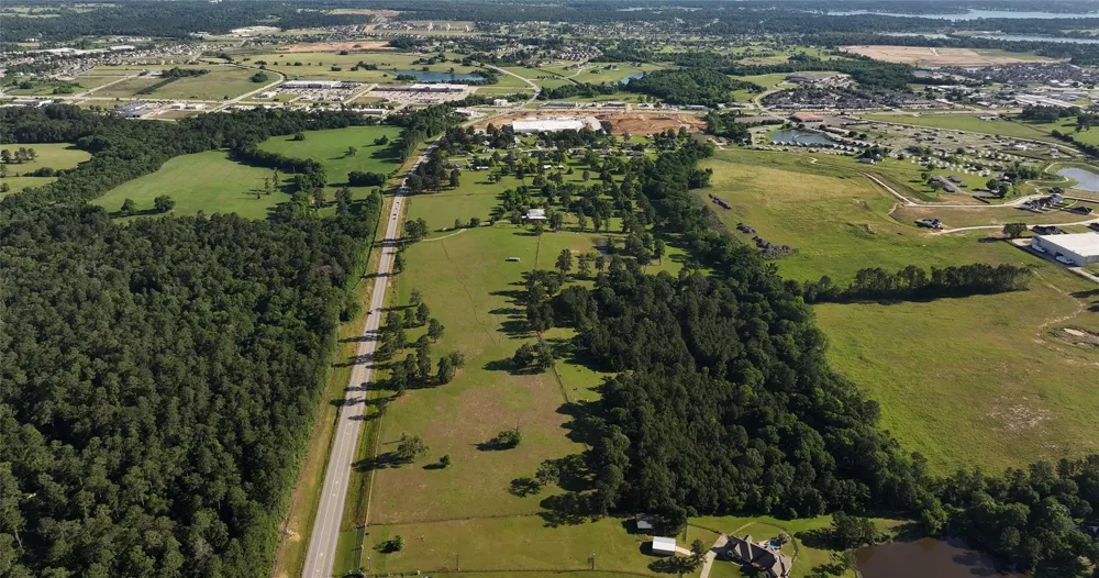 22720 Fm-2854 Montgomery, TX 77316