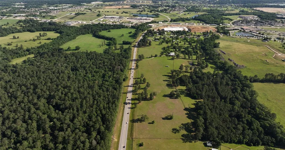 22720 Fm-2854 Montgomery, TX 77316