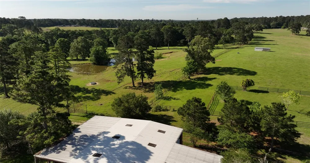 22720 Fm-2854 Montgomery, TX 77316
