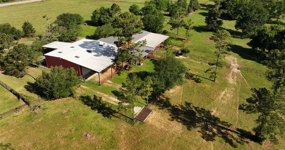 22720 Fm-2854 Montgomery, TX 77316