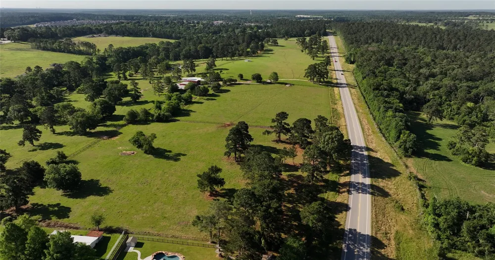 22720 Fm-2854 Montgomery, TX 77316