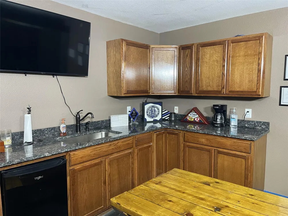 424 State Highway 75 S Fairfield, TX 75840