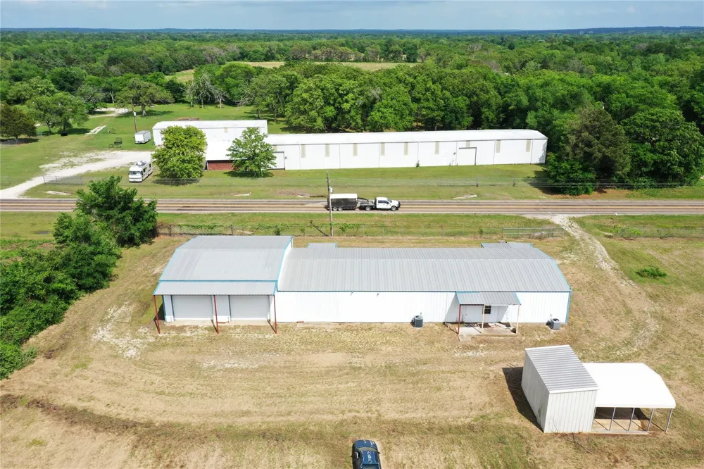 424 State Highway 75 S Fairfield, TX 75840