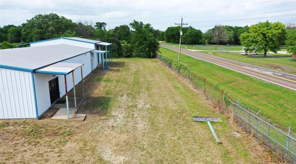 424 State Highway 75 S Fairfield, TX 75840