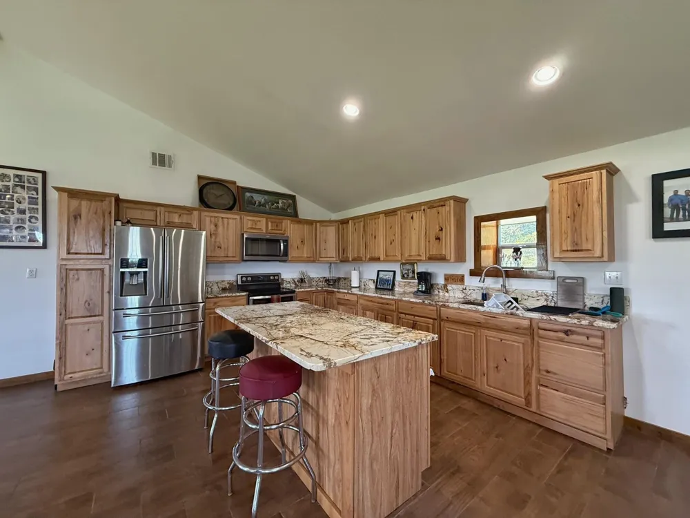 7117 Pr 3155 Buffalo, TX 75831