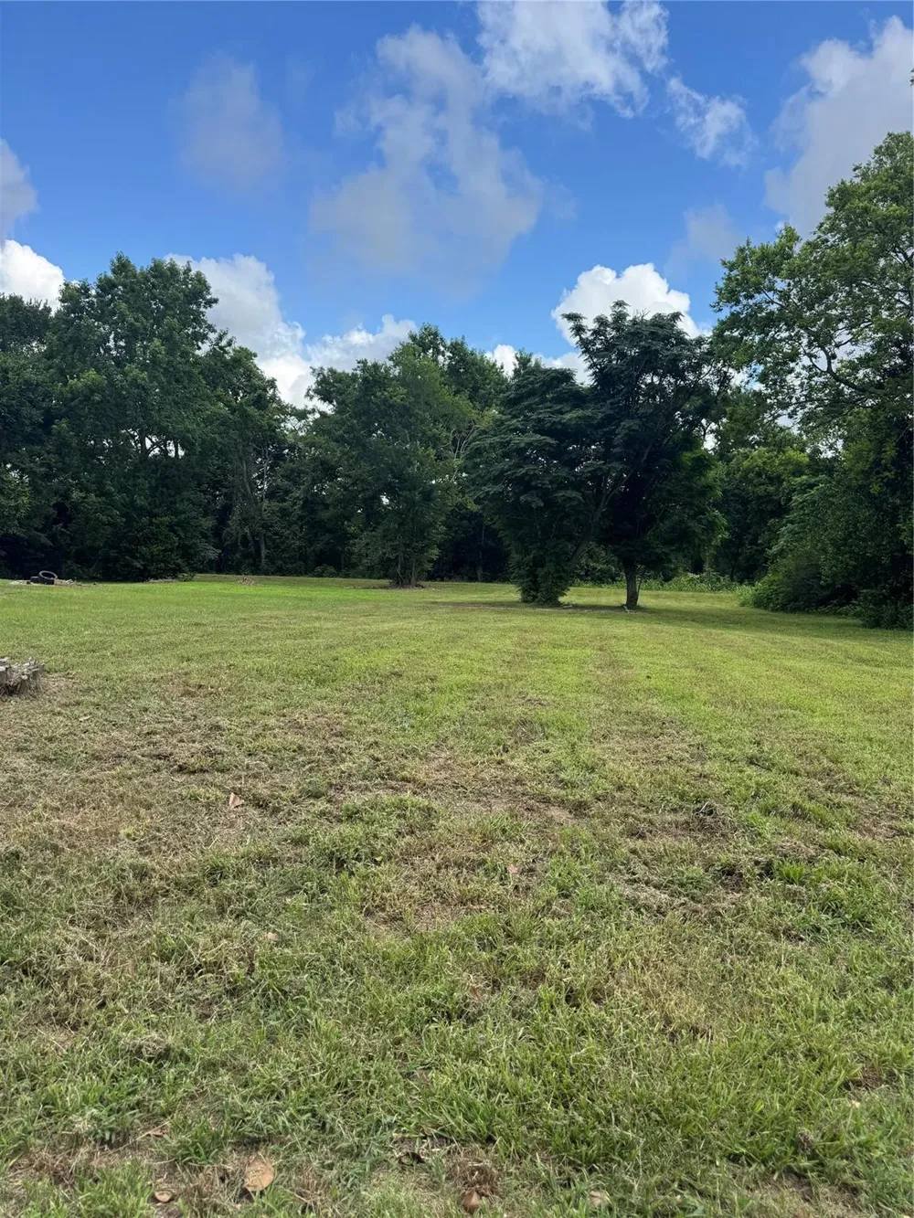 611 Trinity Street Liberty, TX 77575