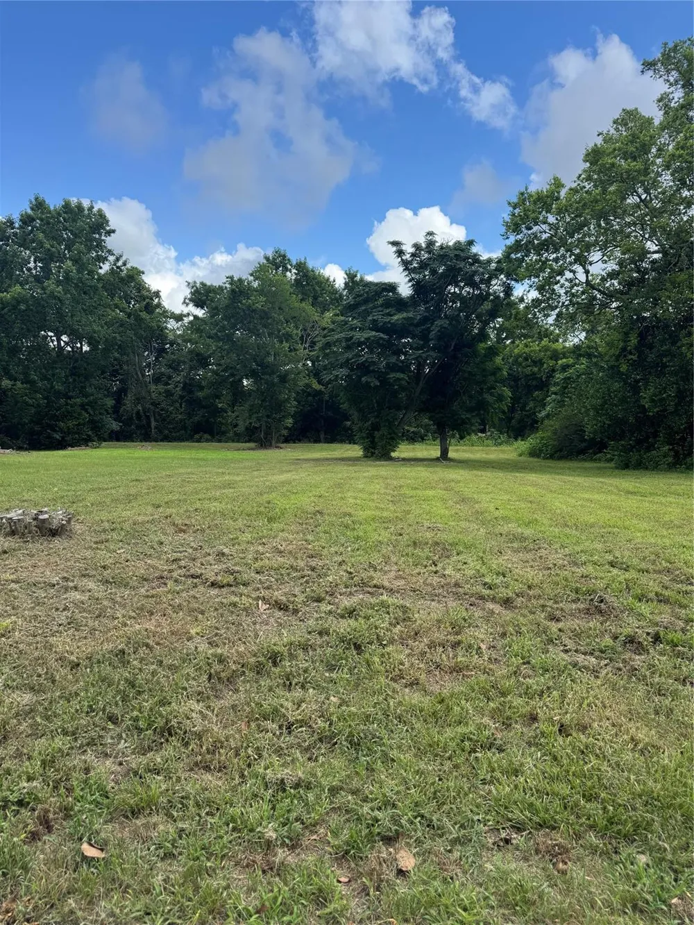 611 Trinity Street Liberty, TX 77575