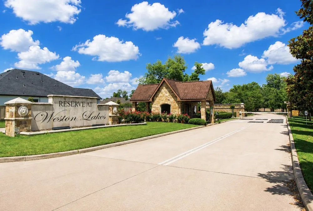 3315 Doe Haven Court Fulshear, TX 77441