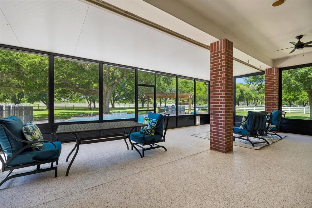 4425 Glenwood Drive Richmond, TX 77406
